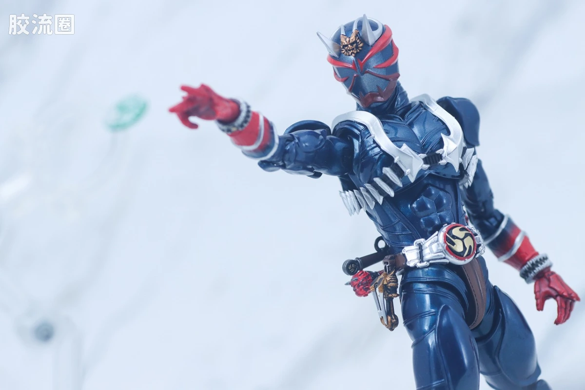 SHF 真骨雕假面骑士系列 假面骑士响鬼 20th Anniversary Ver. - 图片